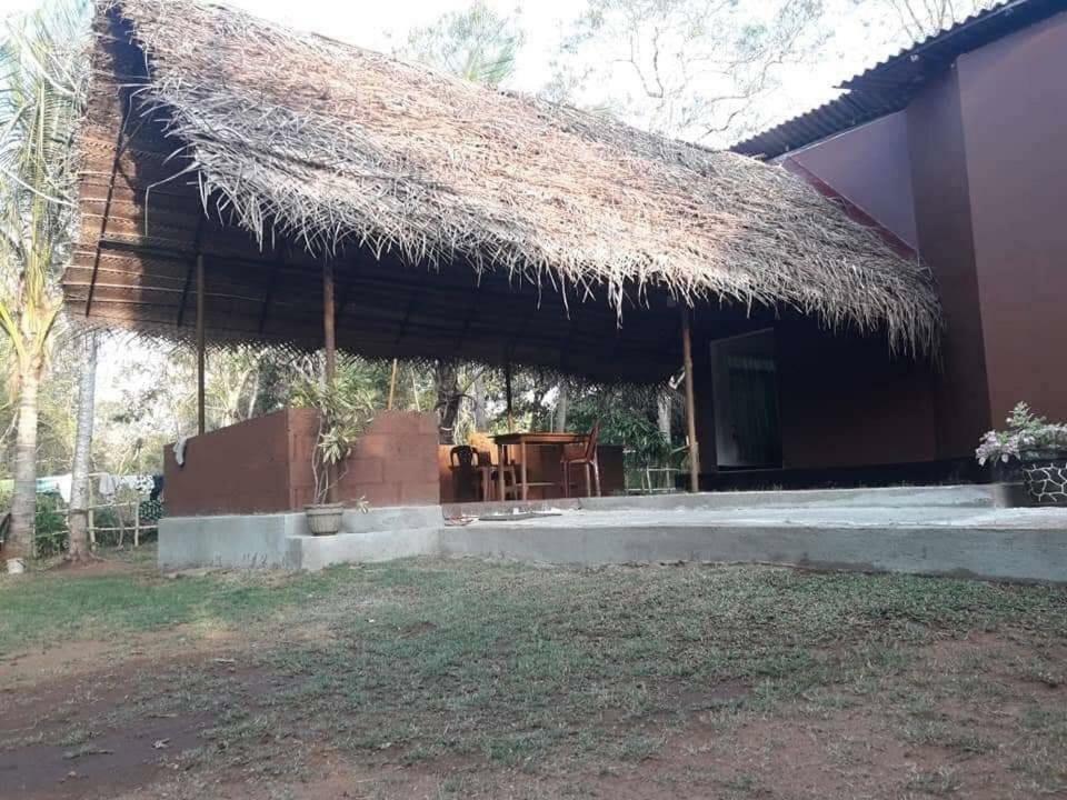 אנוראדפורה Gimanhala Cottage & Cookary Class מראה חיצוני תמונה